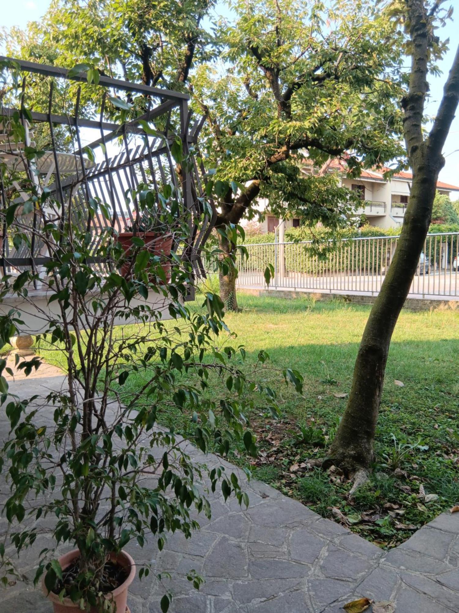 Laelleapartament Rho Fiera San Siro Cornaredo Exterior foto